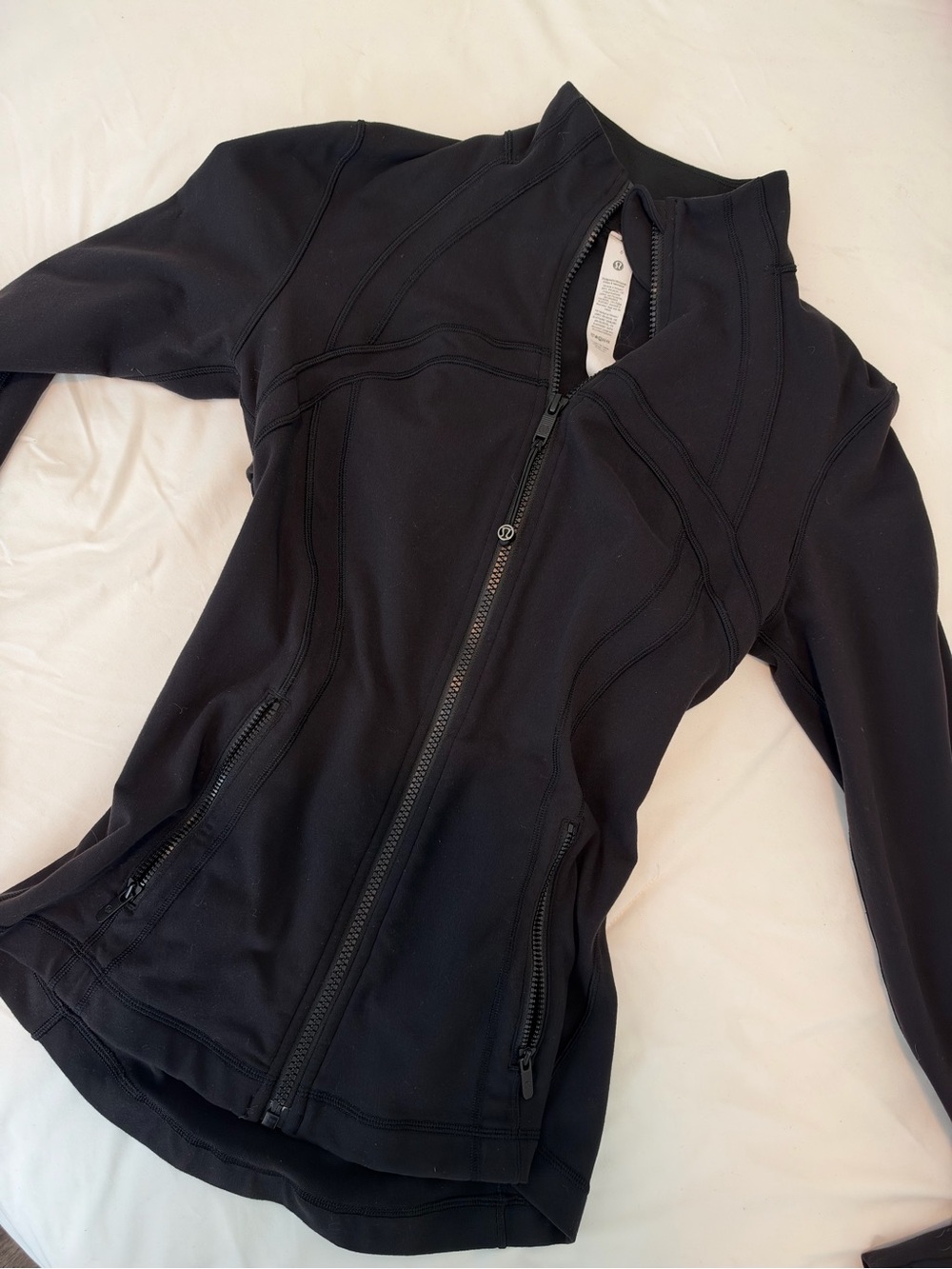 lululemon athletica Black Contour define Jacket